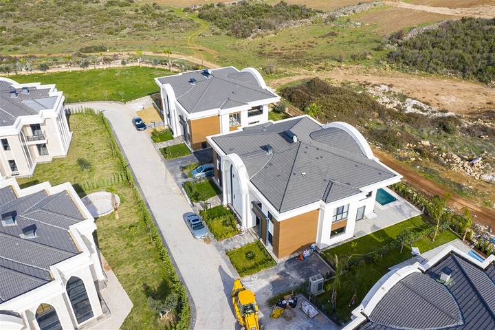 Elite complex of villas in Dosemealti Antalya