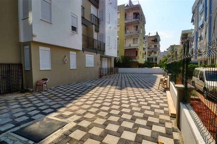 Spacious apartment 3 + 1 in Muratpaşa Antalya