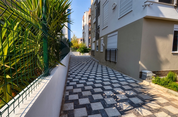 Spacious apartment 3 + 1 in Muratpaşa Antalya