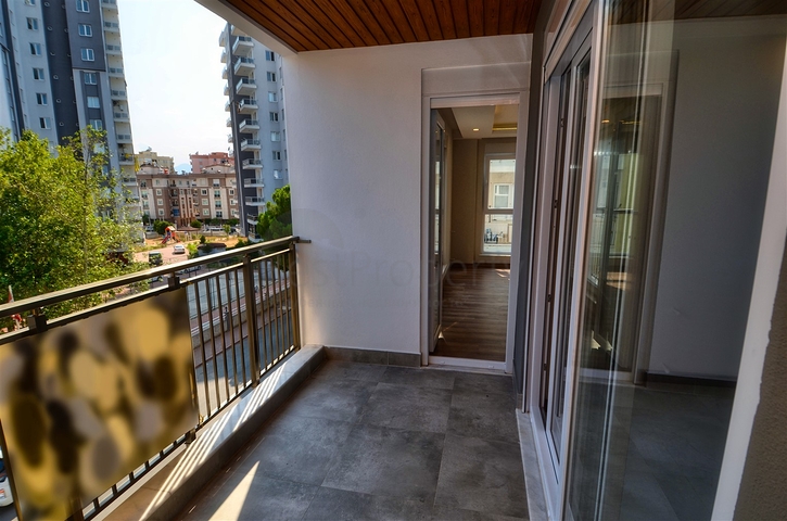 Spacious apartment 3 + 1 in Muratpaşa Antalya