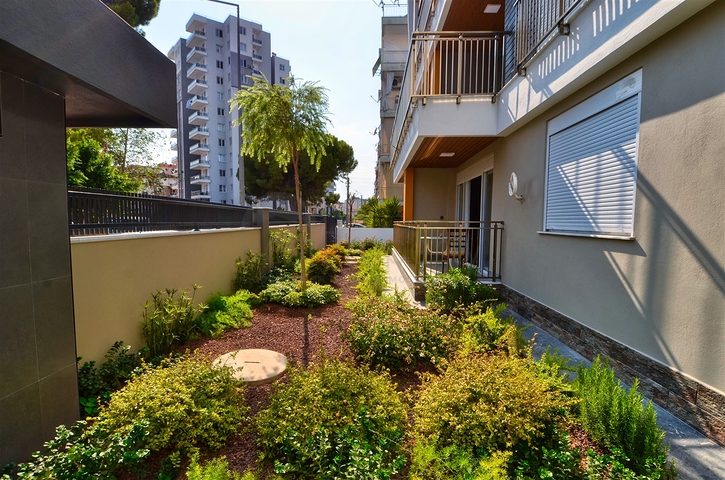 Spacious apartment 3 + 1 in Muratpaşa Antalya