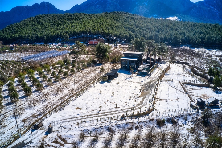 Luxurious Villa 8 + 2 in Konyaalti - Antalya