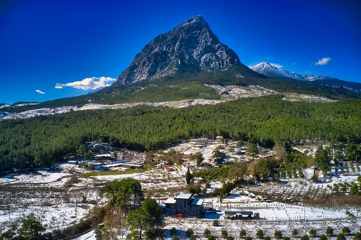 Luxurious Villa 8 + 2 in Konyaalti - Antalya