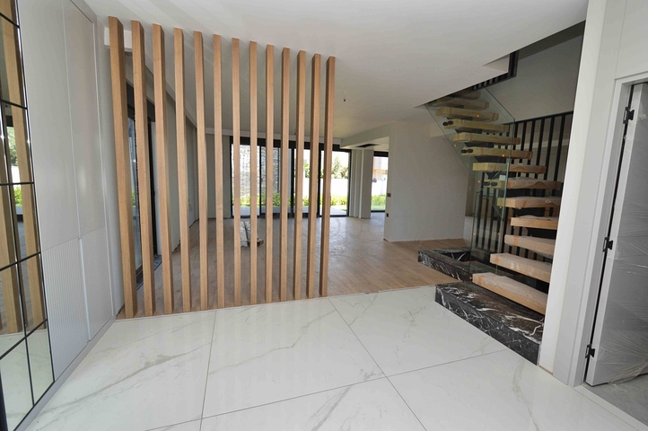 Villas in a luxurious 5 + 1 complex in the prestigious Lara - Antalya