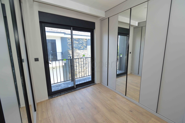 Villas in a luxurious 5 + 1 complex in the prestigious Lara - Antalya