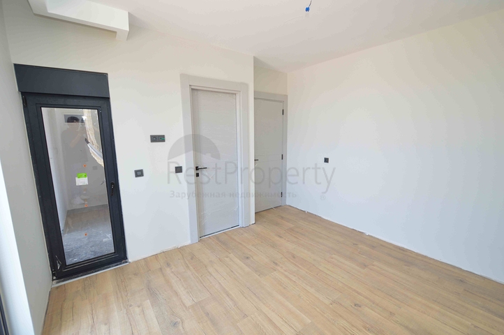 Villas in a luxurious 5 + 1 complex in the prestigious Lara - Antalya