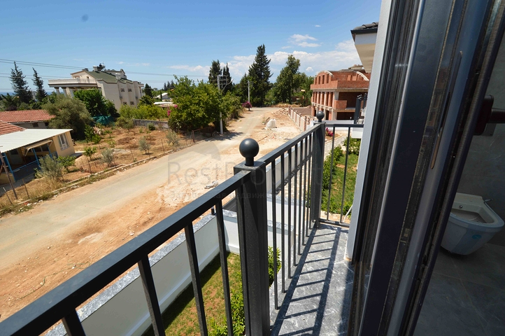 Villas in a luxurious 5 + 1 complex in the prestigious Lara - Antalya