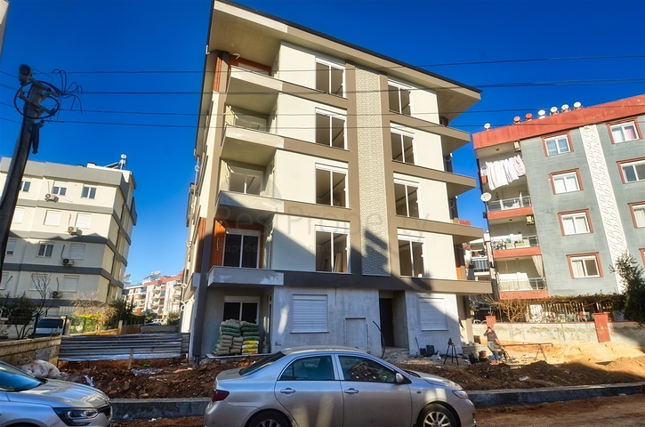 3 + 1 apartments in the Kızylarik - Antalya