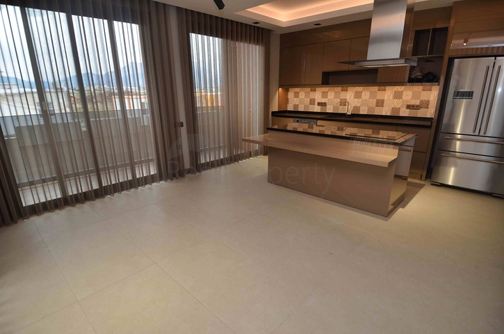 Villa in the complex Doshemealti area - Antalya 