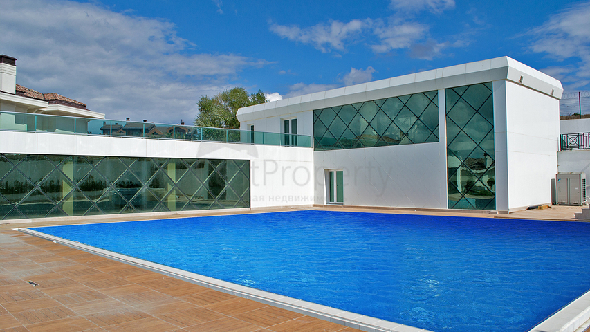 For sale 7 bedroom Luxury separate villa in Buyukcekmece For sale 7 bedroom Luxury separate villa in Buyukcekmece