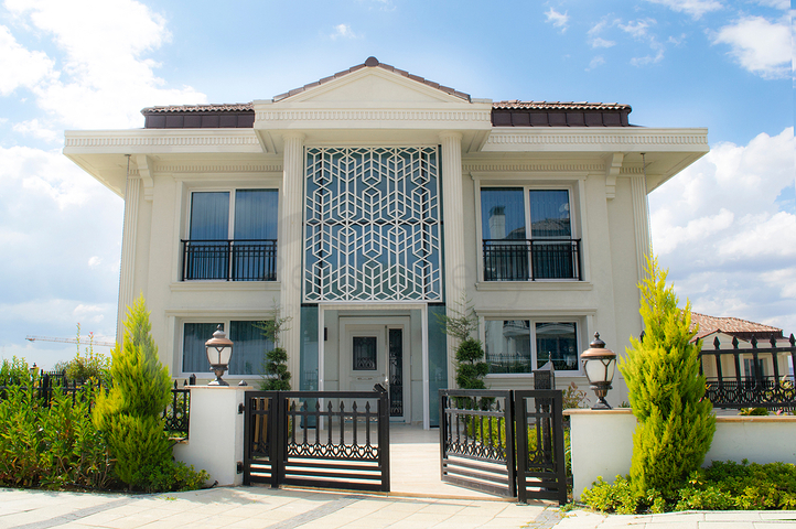 For sale 7 bedroom Luxury separate villa in Buyukcekmece For sale 7 bedroom Luxury separate villa in Buyukcekmece