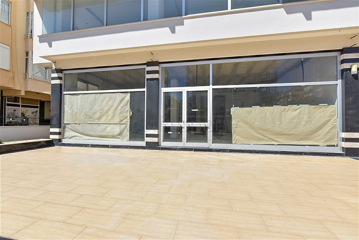 Commercial premises of a large area in the lower part