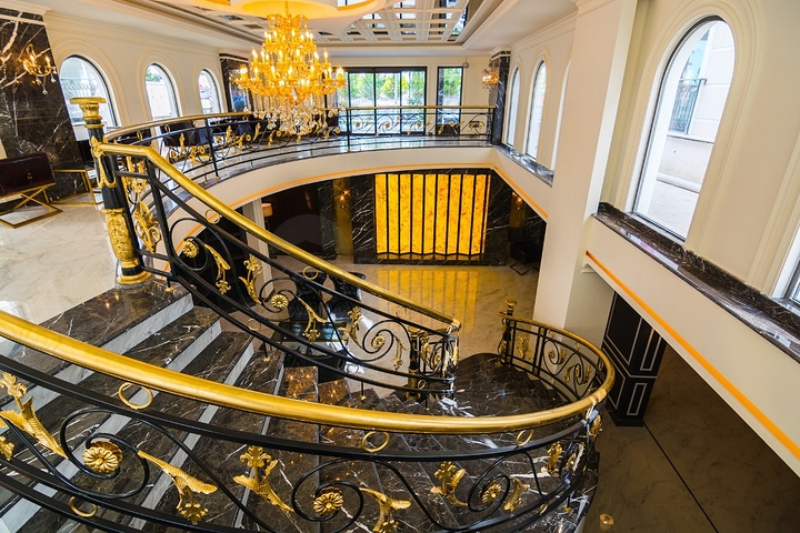 1+1 apartments in the city center in an elite complex 