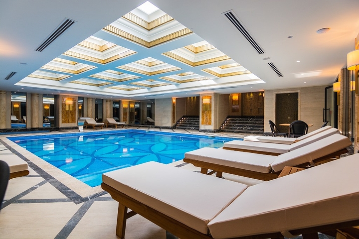 1+1 apartments in the city center in an elite complex 