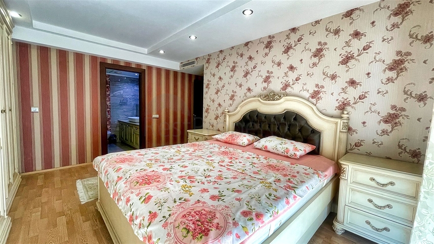 A 3+1 apartment in the Liman - Antalya neighborhood 