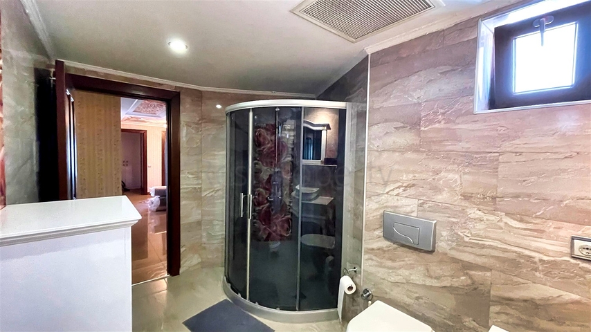 A 3+1 apartment in the Liman - Antalya neighborhood 