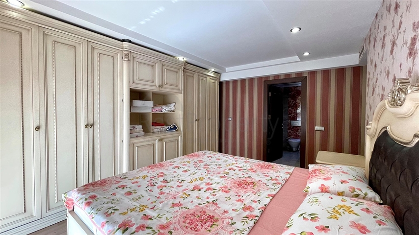 A 3+1 apartment in the Liman - Antalya neighborhood 