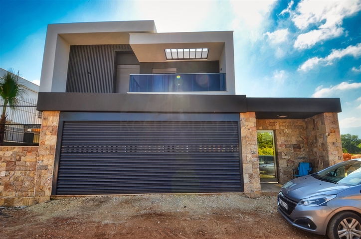 New luxury 5+1 villa in Doshemealti - Antalya area