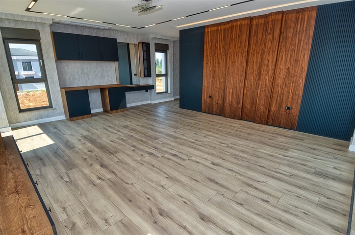 New luxury 5+1 villa in Doshemealti - Antalya area