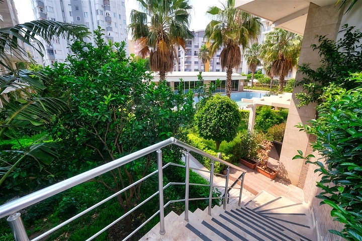 1+1 apartment in the Liman - Antalya neighborhood 