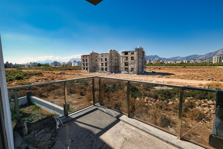 Cozy 4+1 villa in the area of Doshemealti - Antalya 