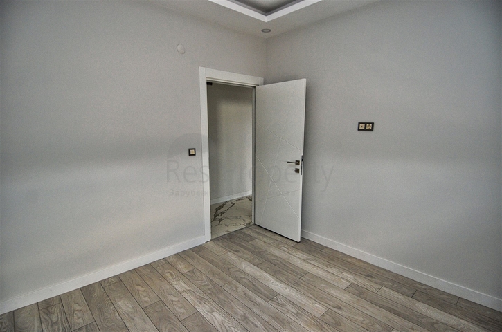 A building with 4 apartments in the area of Doshemealti - Antalya 