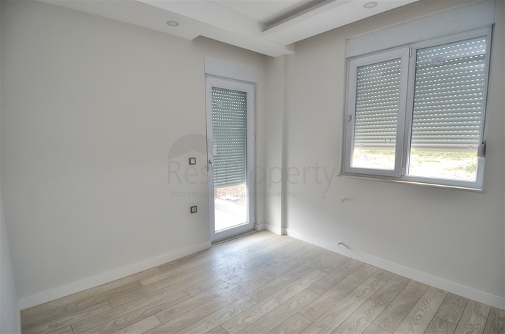 A building with 4 apartments in the area of Doshemealti - Antalya 