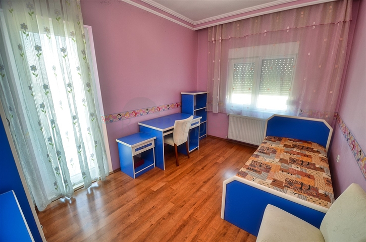 Apartment layout 5+2 in the area of Yesilbahce - Antalya 