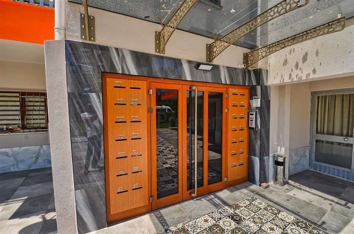 Apartment layout 5+2 in the area of Yesilbahce - Antalya 