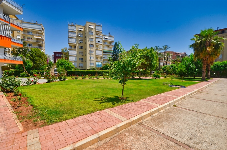 Apartment layout 5+2 in the area of Yesilbahce - Antalya 
