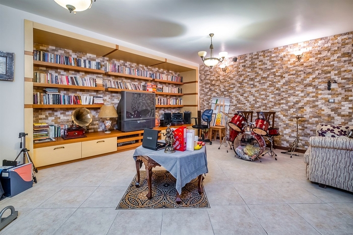 Apartment layout 7+2 in Caglayan - Antalya neighborhood 