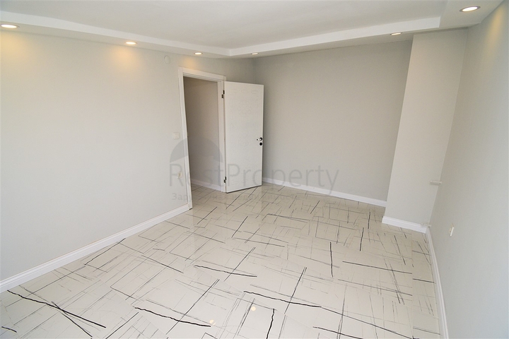 A 3+1 apartment in the Persimmon - Antalya neighborhood 