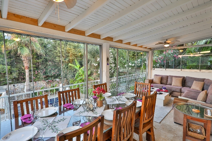 5+1 pool villa in Fethiye area 