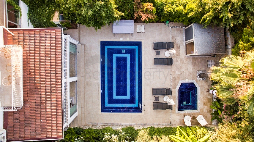 5+1 pool villa in Fethiye area 