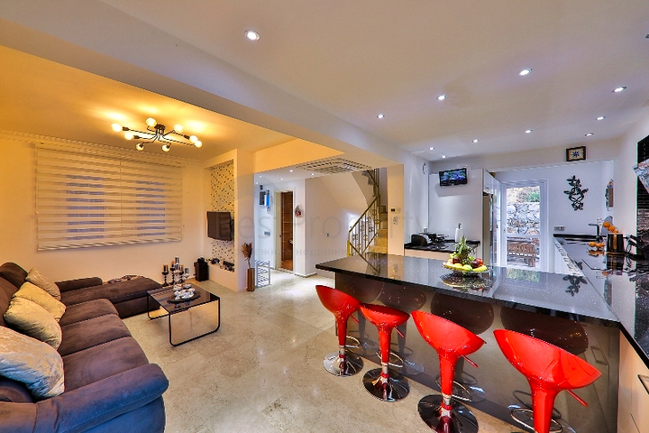 5+1 pool villa in Fethiye area 