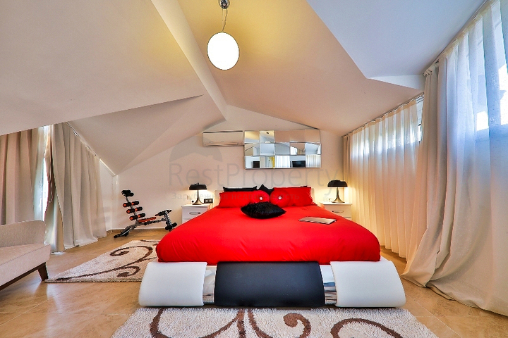 5+1 pool villa in Fethiye area 