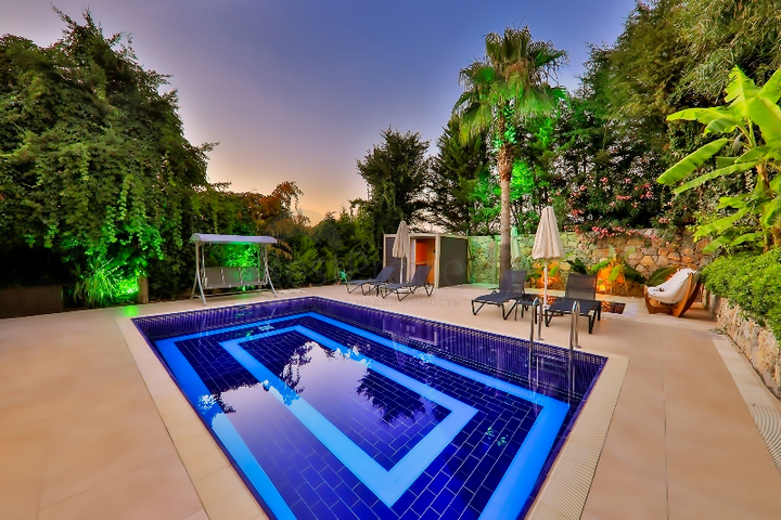 5+1 pool villa in Fethiye area 