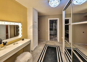 5+1 pool villa in Fethiye area 