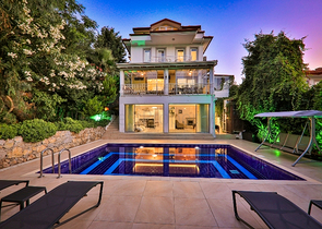 5+1 pool villa in Fethiye area 