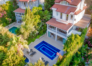 5+1 pool villa in Fethiye area 