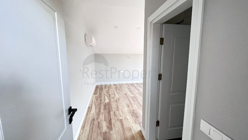 Unfurnished 5+1 villa in Fethiye area 