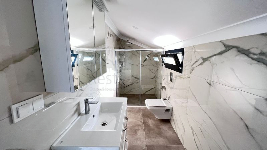 Unfurnished 5+1 villa in Fethiye area 