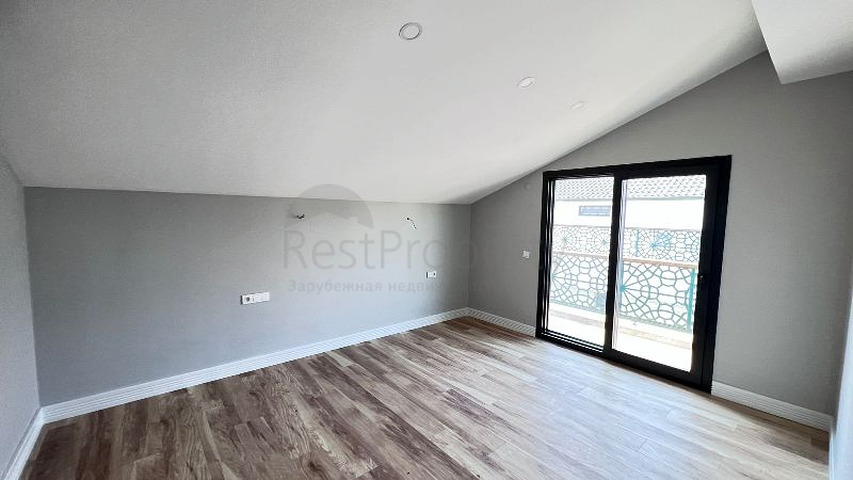 Unfurnished 5+1 villa in Fethiye area 