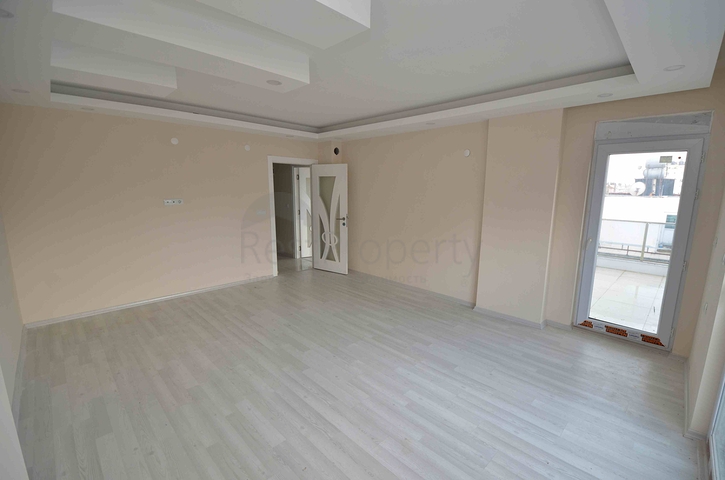 Spacious 3+1 apartment in Antalya city center