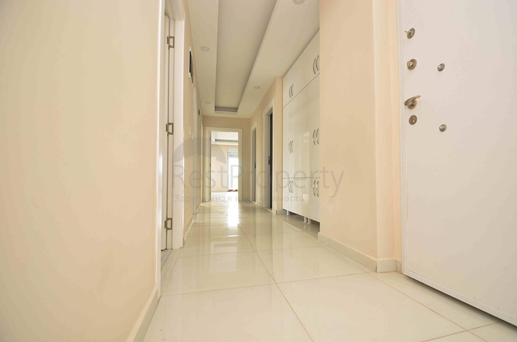 Spacious 3+1 apartment in Antalya city center