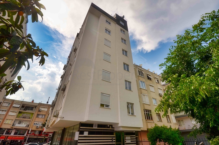 Spacious 3+1 apartment in Antalya city center