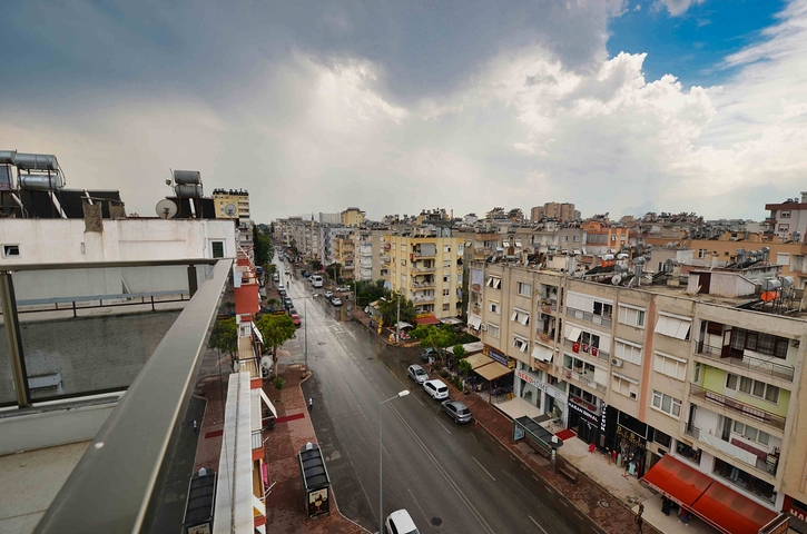 Spacious 3+1 apartment in Antalya city center