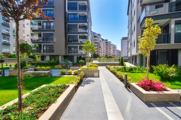 2+1 apartments in the area of Undzhaly - Antalya 