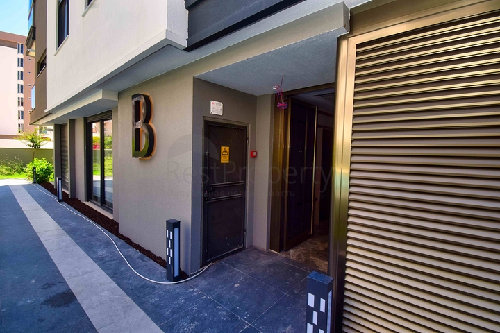 2+1 apartments in the area of Undzhaly - Antalya 