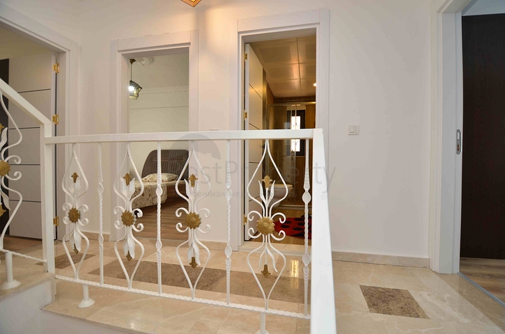 Luxury villas, 5+2 layout in Sarysu - Antalya neighborhood 